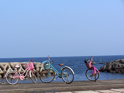 Japan Radtour Pause am Meer