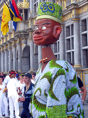Belgien - Wallonien - Sommerkarnaval in Tournai - Ist das der Riese von Tournai? © fdp 