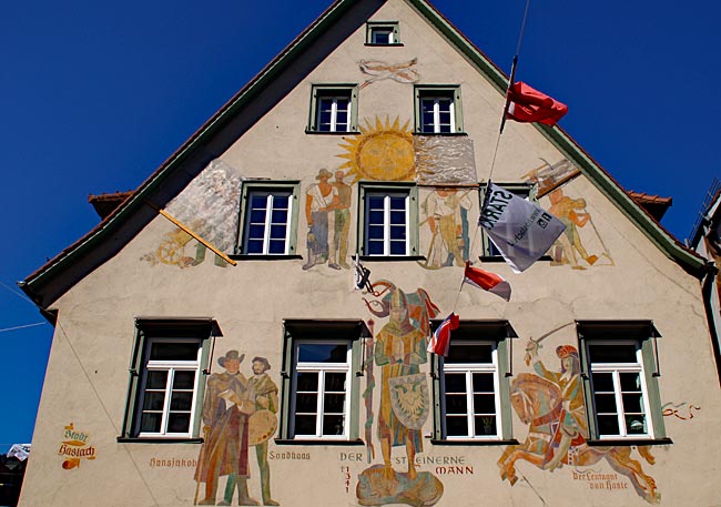 Haslach Fassadenfresken am Rathaus (Hauptstraßenansicht)