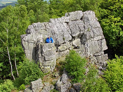 Soonwaldsteig - Der Teufelsfels, ein zackiger Quarzitblock am Soonwaldsteig