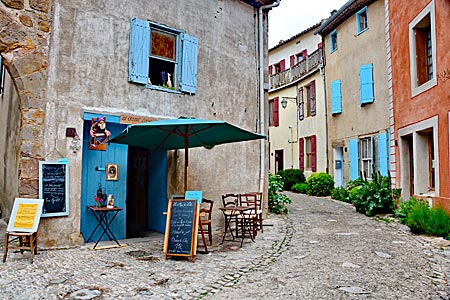 Frankreich - Languedoc - Creperie am Fuße der Burg in Villreouge-Termenès