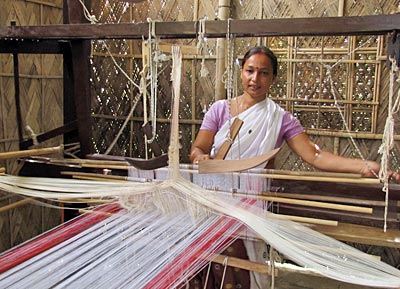 Indien - Village Weaves, Unternehmerin Rupjyoti Saikia Gogoi