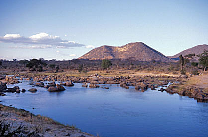 Tansania Safari Flusslandschaft
