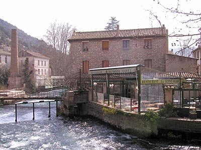Provence - Fontaine-de-Vaucluse