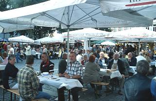 Braunschweig / Weinfest am  Kohlmarkt