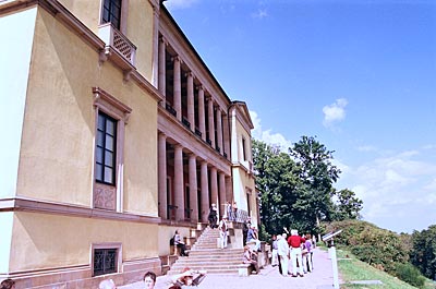 Pfalz - Ausflugsziel oberhalb von Edenkoben: Villa Ludwigshöhe, Mitte des 19. Jahrhunderts als Sommersitz des bayerischen königs Ludwig I. errichtet