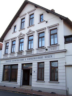 Deutschland - Oldenburg - Schinkenmuseum, Apen