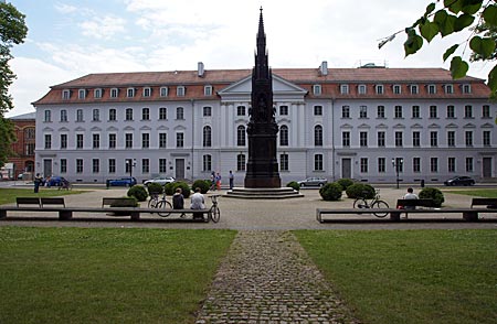 Greifswald - Universitätshauptgebäude