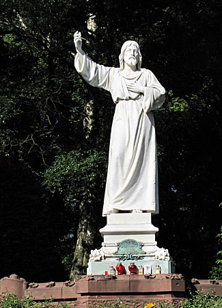 Hamburg - Ohlsdorfer Friedhof - Christusstatue