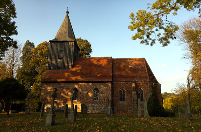 Rügen - Kirche in Groß Zicker