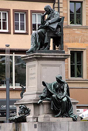 Schweinfurt - Rückert-Denkmal auf dem Marktplatz