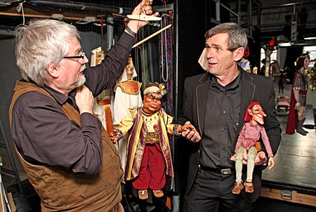 Tölzer Land - Albert Maly-Motta (links) und Karl-Heinz Bille sind die Chefs des Marionettentheaters