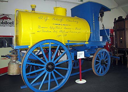 Wietze - Erdölmuseum - Transportwagen für Petroleum
