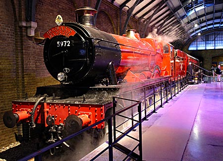 Harry Potter Filmkulissen - Hogwarts Express mit der Lokomotive 5972