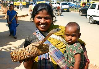 Indien Bangalore Schlangenfrau