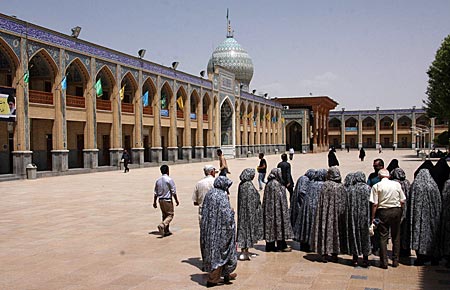 Iran - Im Sha-Cheragh-Heiligtum in Shiraz