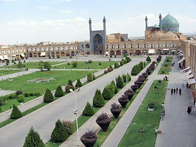Iran - Isfahan - Imam-Khomeini-Platz mit der Emam-Moschee