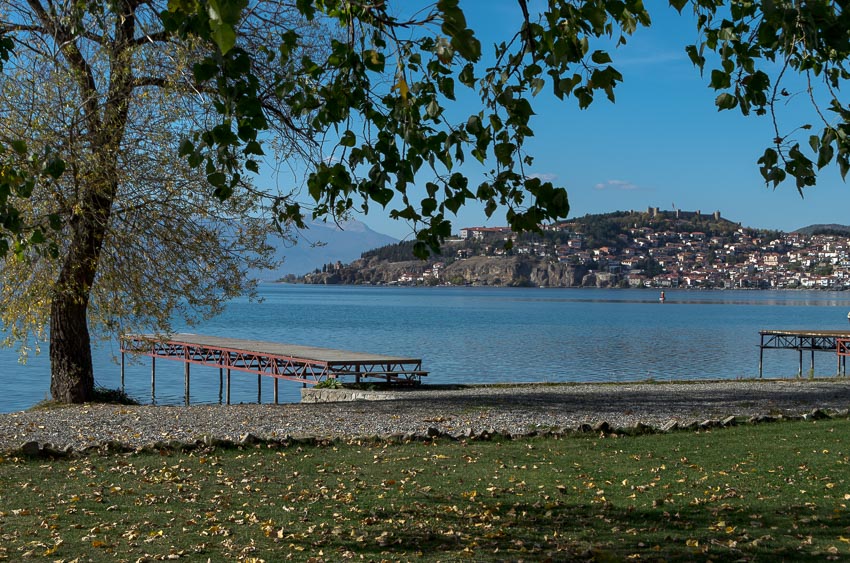Ohrid-See mit Stadt Ohrid