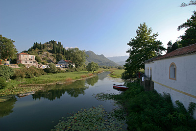 Montenegro, am Fluss Crnojevica