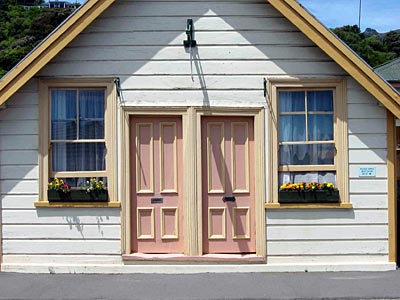 Neuseeland - Banks-Halbinsel - Cottage in der Rue Lavaud