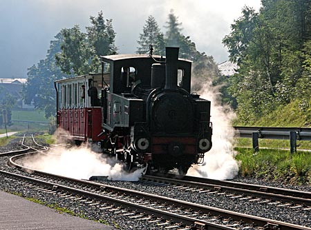 Österreich - Achensee - Wahrzeichen am See: die Dampfzahnradbahn