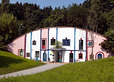 Österreich - Rogner Bad Blumau - Augenschlitzhaus