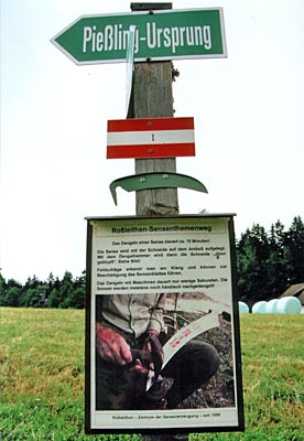 Österreich - Kalkalpen - Hinweissschild für den Sensenthemenweg