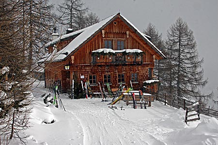 Österreich - Lungau Skigebiet - Auf Wanderwegen in Lessach hinauf zur Wildbachhütte