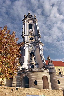 Wachau - Kirchturm in Dürnstein