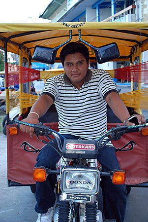 Peru - Iquitos - Jonathan und sein Motokar