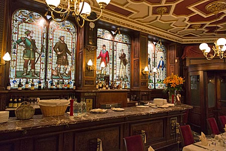 Schottland - historischer Pub in Edinburgh