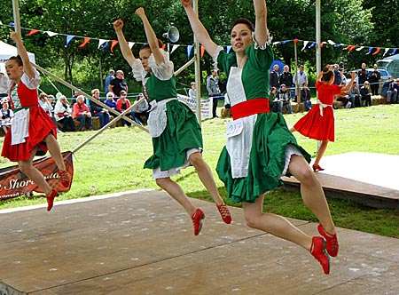 Schottland - Highland Games - Tänzerinnen