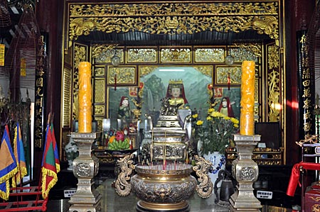 Vietnam - Hoi An - Die chinesischen Tempel zeugen wieder vom Wohlstand der Gemeinden