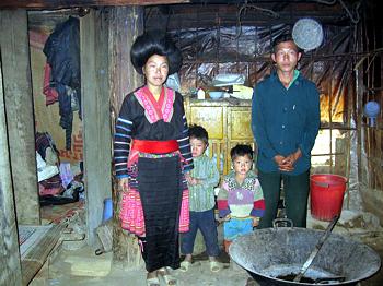 Vietnam Familie der Roten Hmong